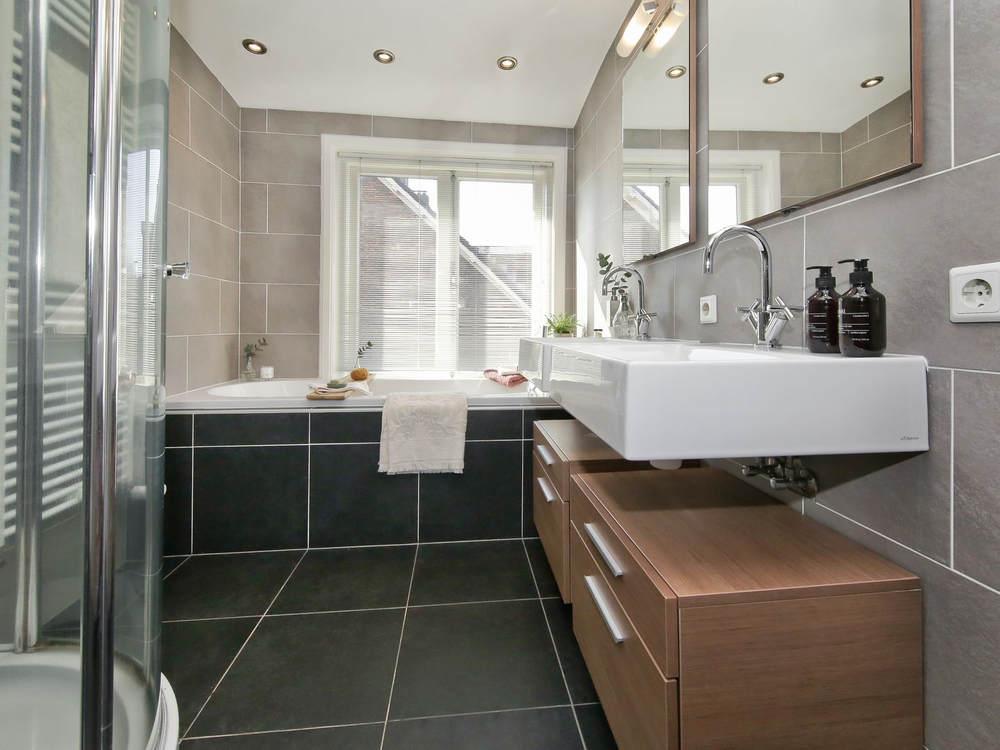 Foto 40 van Stuyvesantstraat 77-RD