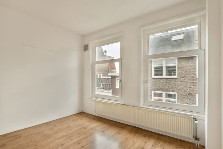 Photo 7 of Lange Leidsedwarsstraat 126-3