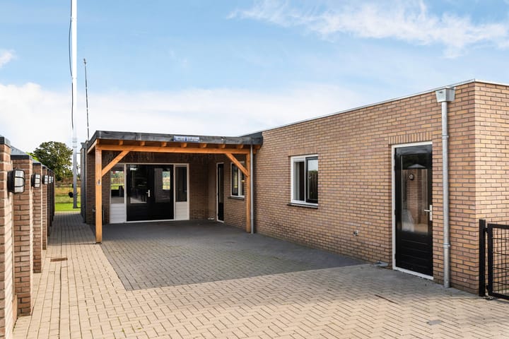 Photo 4 of Hoofdweg 88