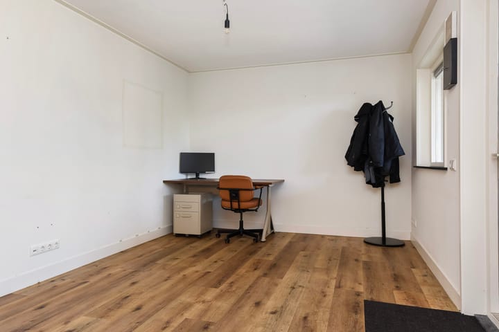 Photo 23 of Hoofdweg 88