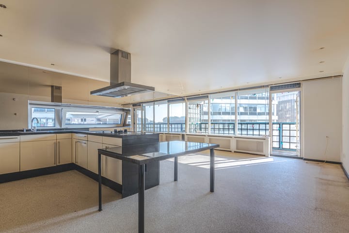 Foto 2 van Strevelsweg 826