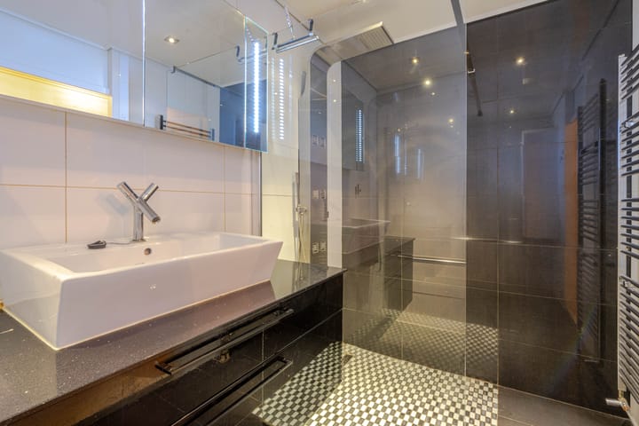 Foto 4 van Strevelsweg 826