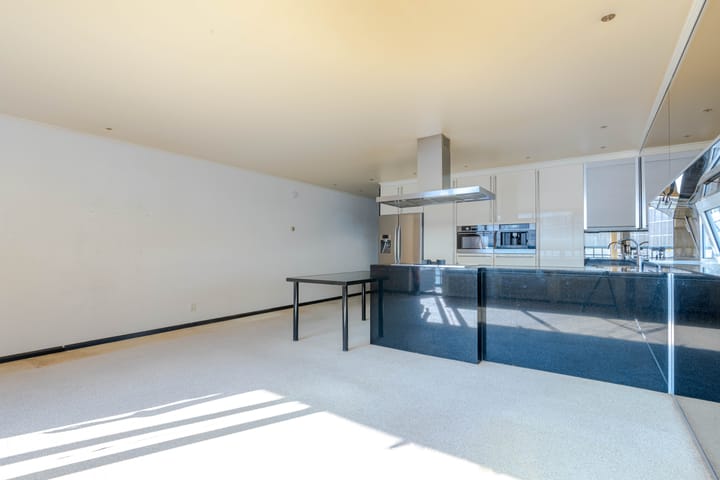 Foto 11 van Strevelsweg 826