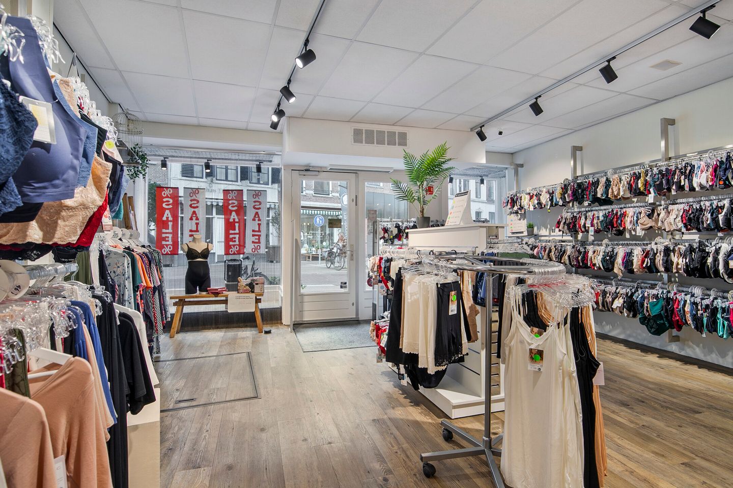 View photo 2 of Nieuwstad 24