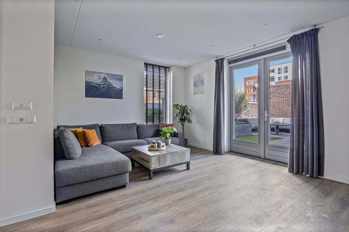 Foto 5 van Brederodepeer 2