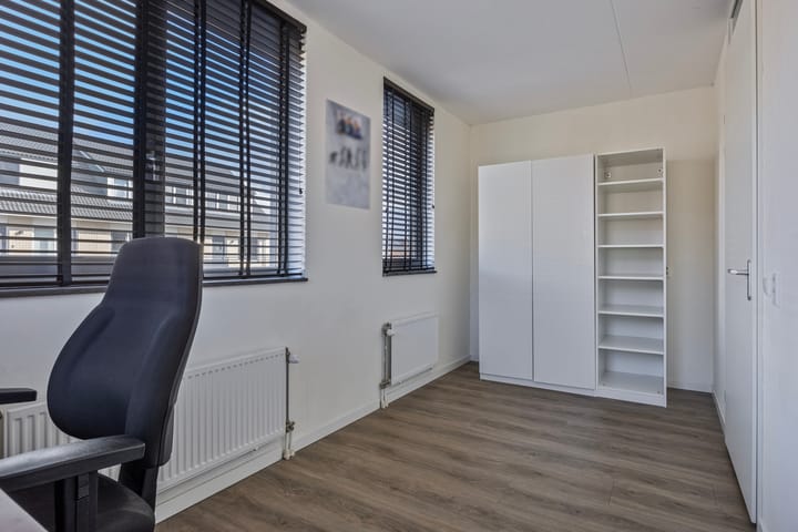 Foto 15 van Brederodepeer 2