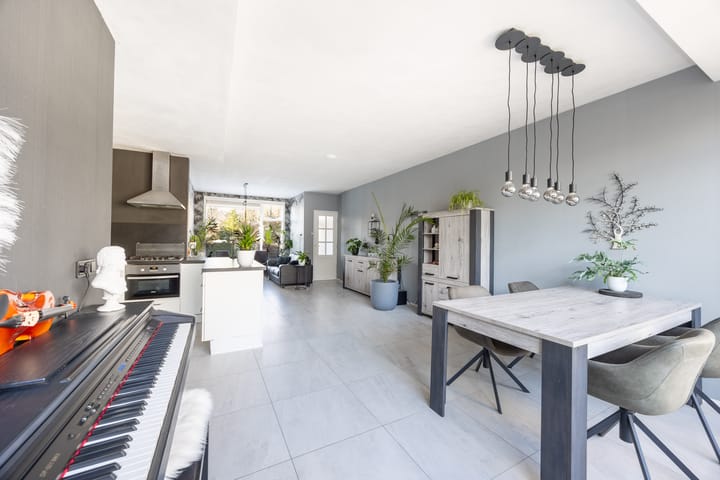 Foto 4 van Veursestraatweg 128