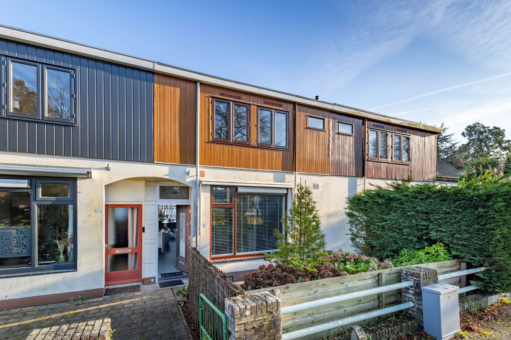 Foto 33 van Veursestraatweg 128