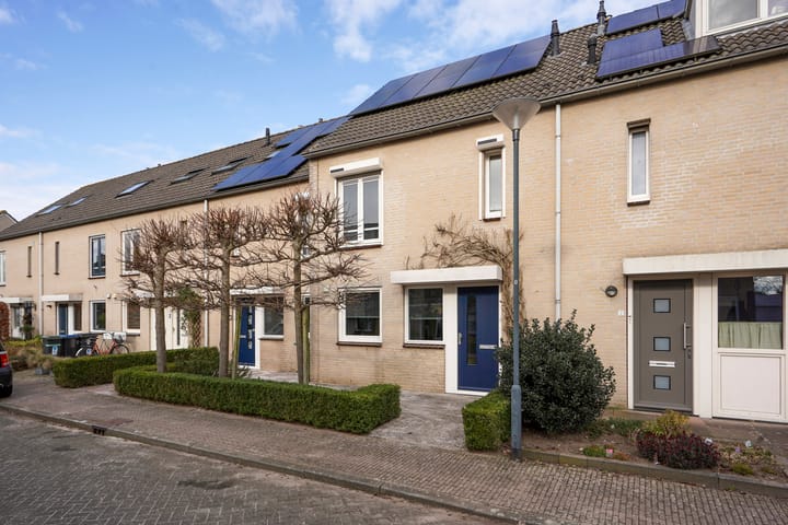 Foto 35 van Ereprijsstraat 4