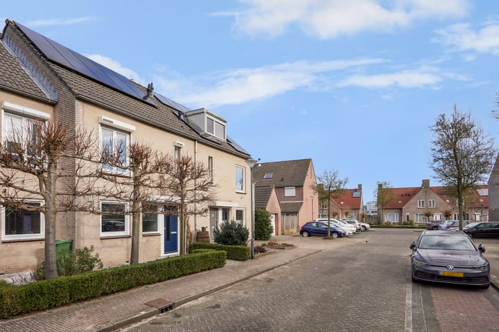 Foto 36 van Ereprijsstraat 4