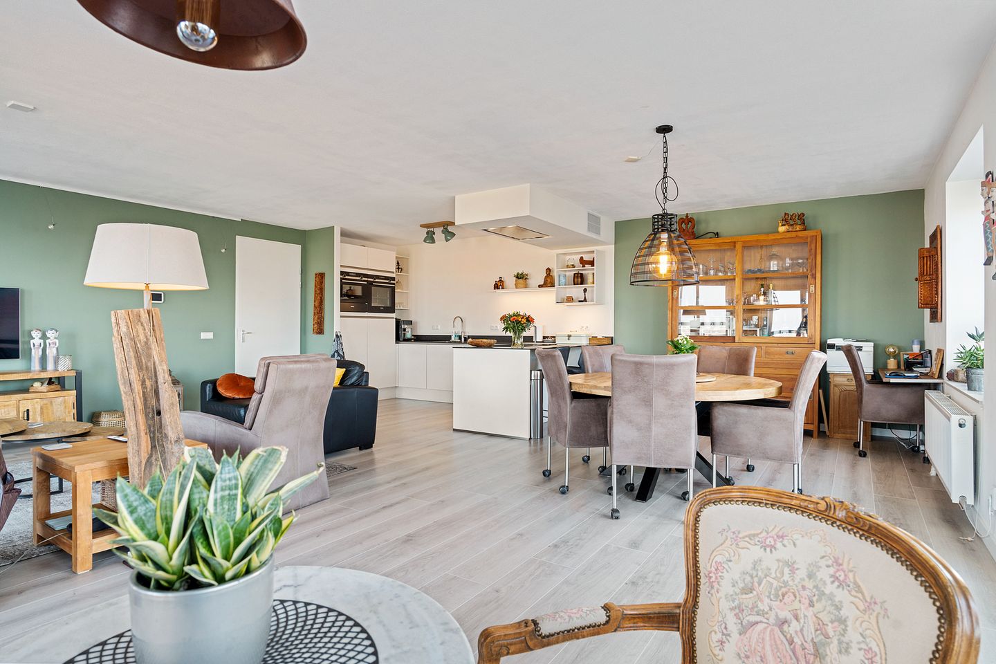 Foto 19 van Florence Nightingalelaan 60