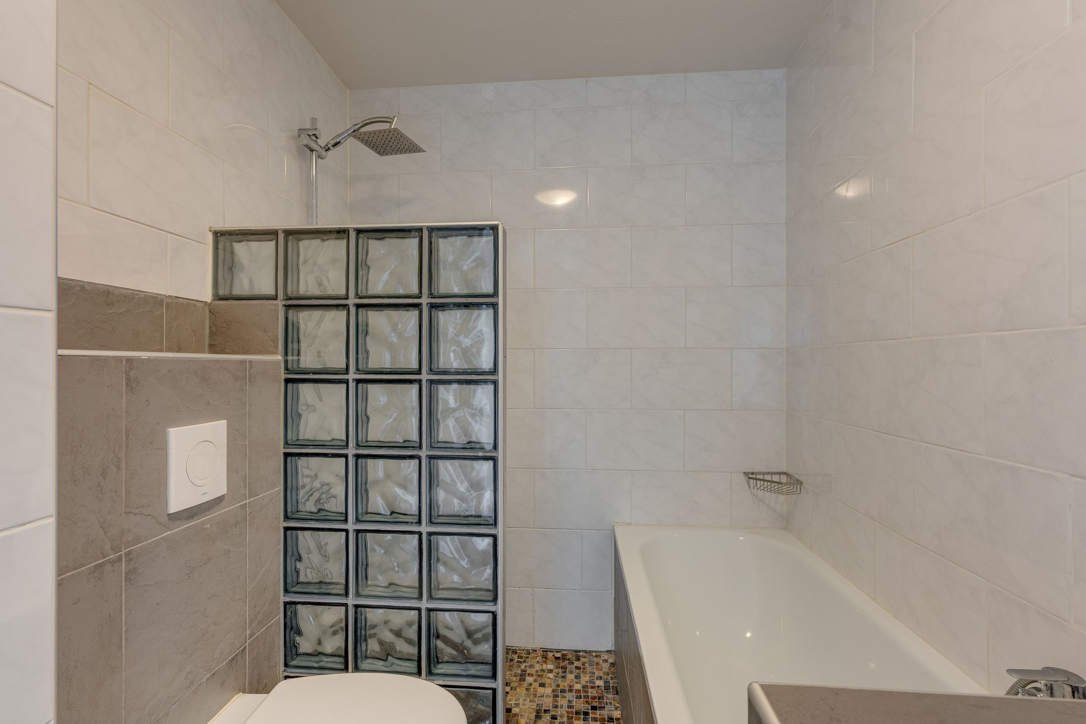 Photo 24 of Dogkardrift 13