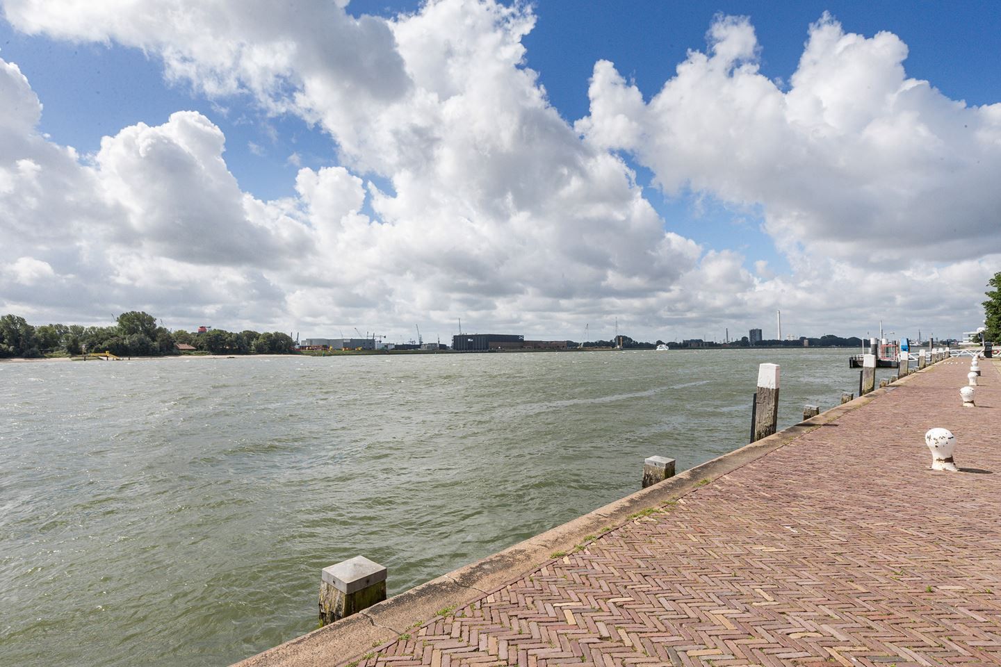 Foto 70 van Maasboulevard 62