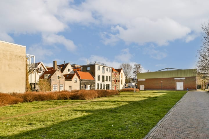 Foto 30 van Landstraat 36