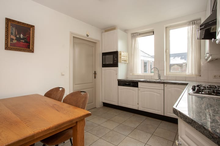 Foto 11 van Mr de la Courtstraat 6