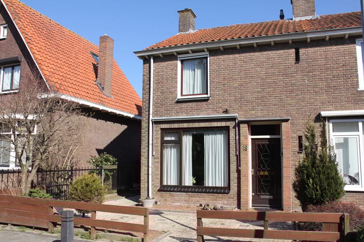 Photo 1 of Dahliastraat 18