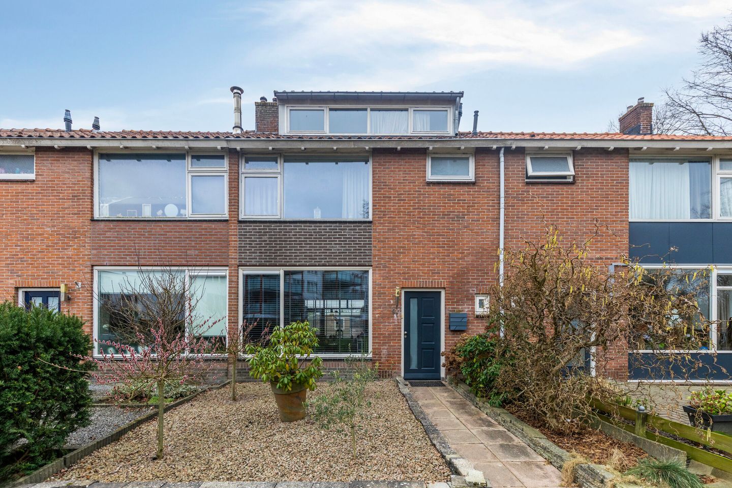 Foto 1 van Dotterbloemstraat 4