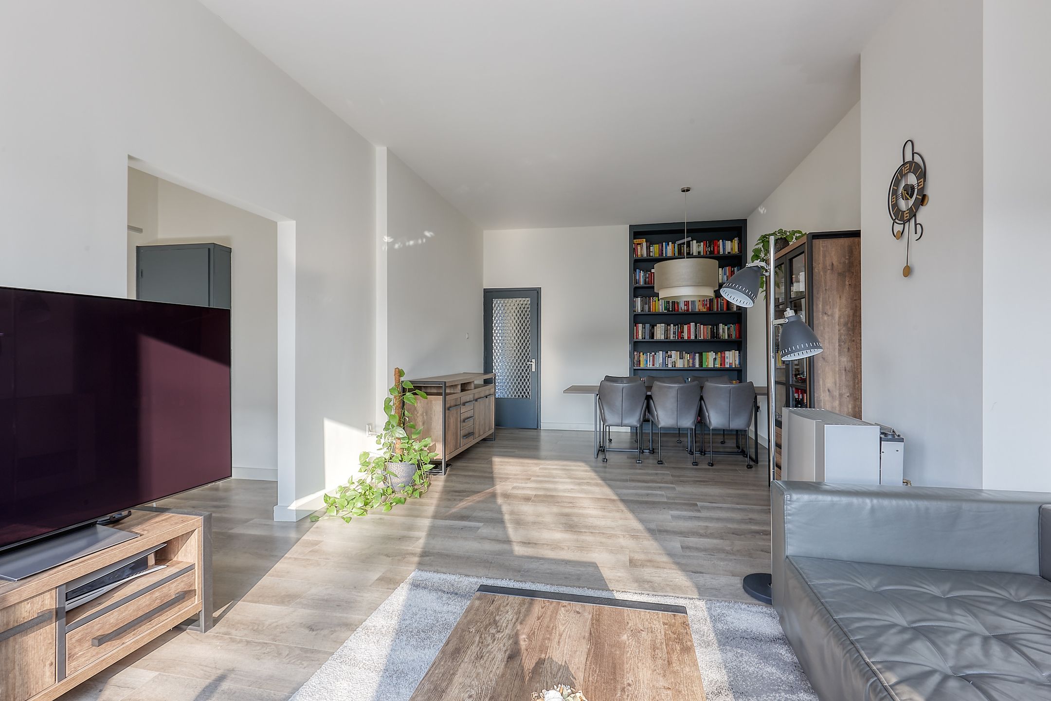 Foto 3 van Van Boetzelaerlaan 43-A