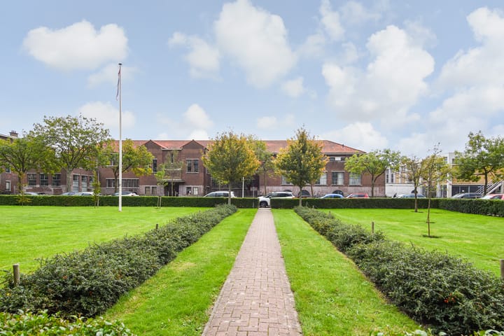 Foto 41 van Stokroosstraat 251