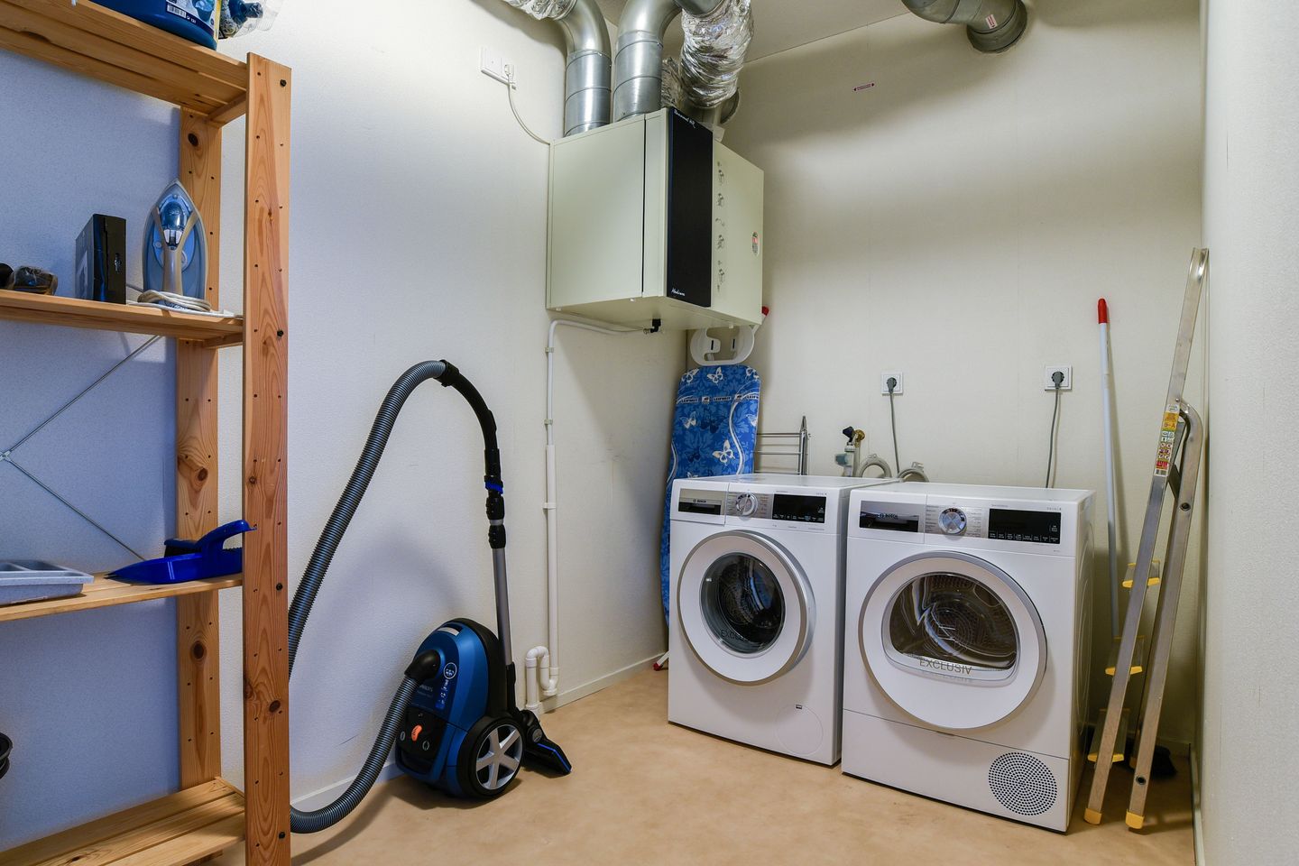 Foto 19 van Anna van Buerenplein 124