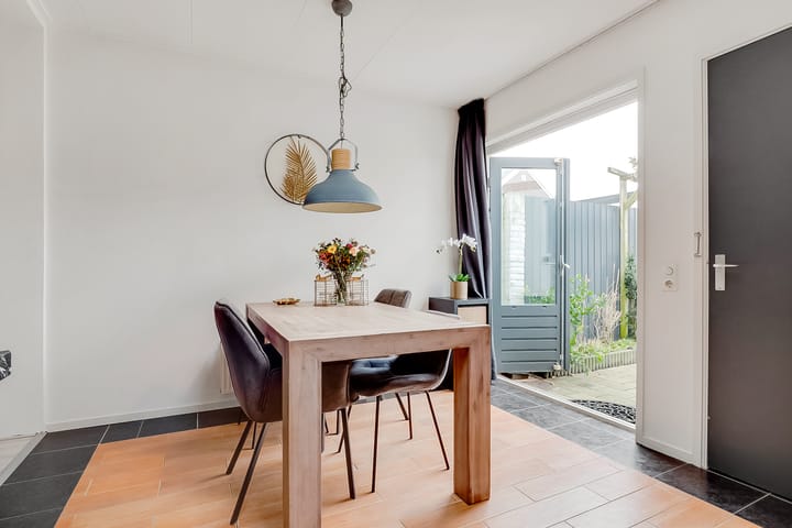 Foto 9 van Begoniastraat 16