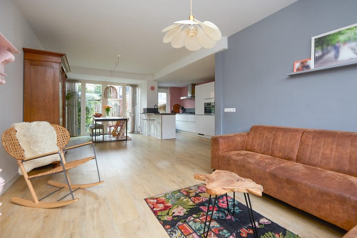 Photo 15 of Frans Netscherstraat 18