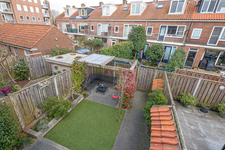 Photo 28 of Frans Netscherstraat 18