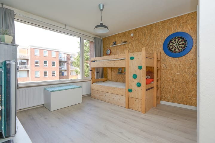 Photo 34 of Frans Netscherstraat 18