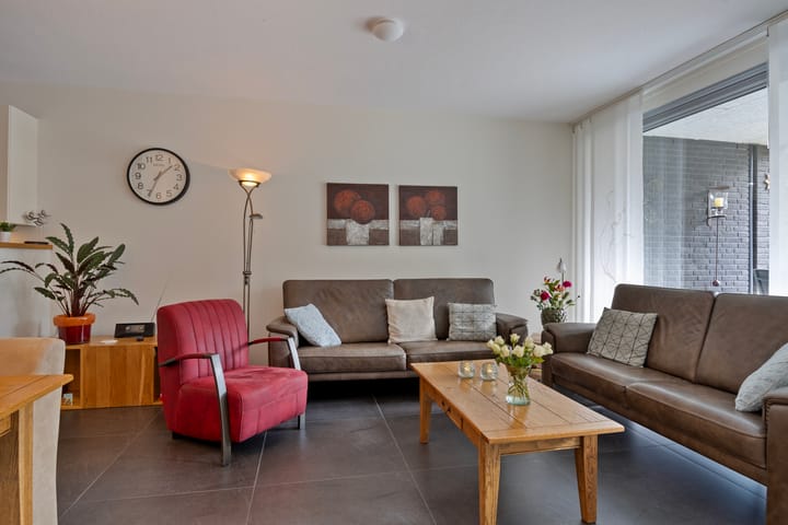 Foto 14 van Sporenring 204-05