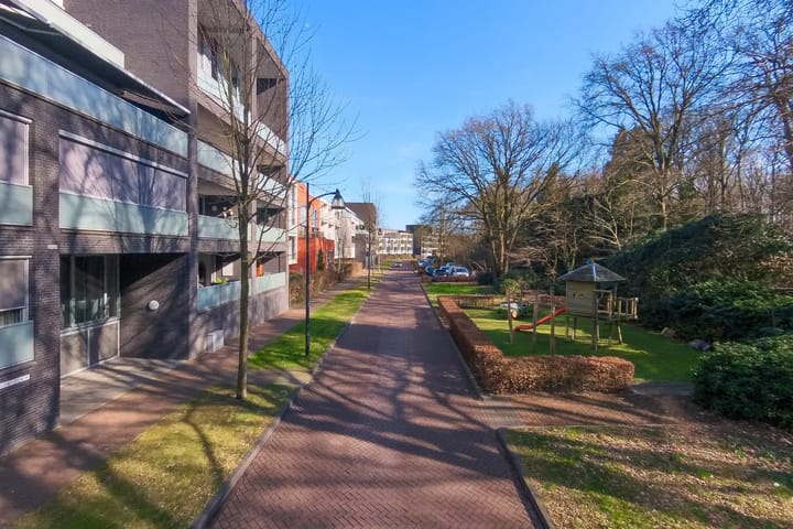 Foto 42 van Sporenring 204-05