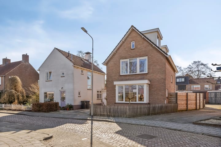 Leliestraat 5