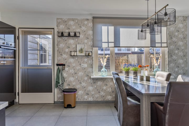 Foto 12 van Leliestraat 5