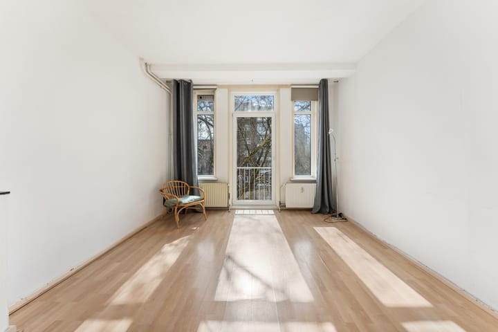 Foto 2 van Herman Robbersstraat 104-E