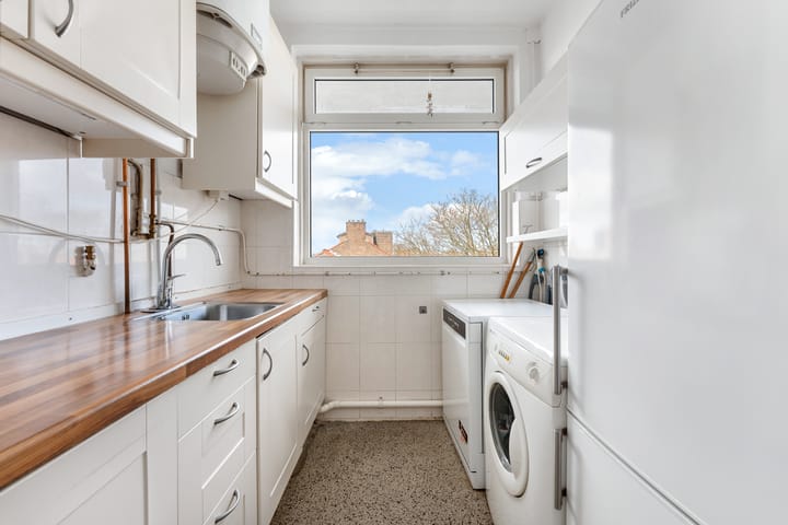 Foto 12 van Herman Robbersstraat 104-E