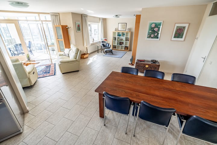 Foto 4 van Van Eesterenplein 274