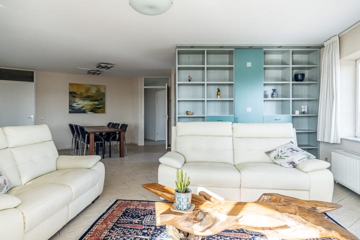 Foto 8 van Van Eesterenplein 274