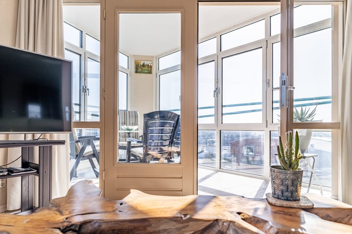 Foto 12 van Van Eesterenplein 274