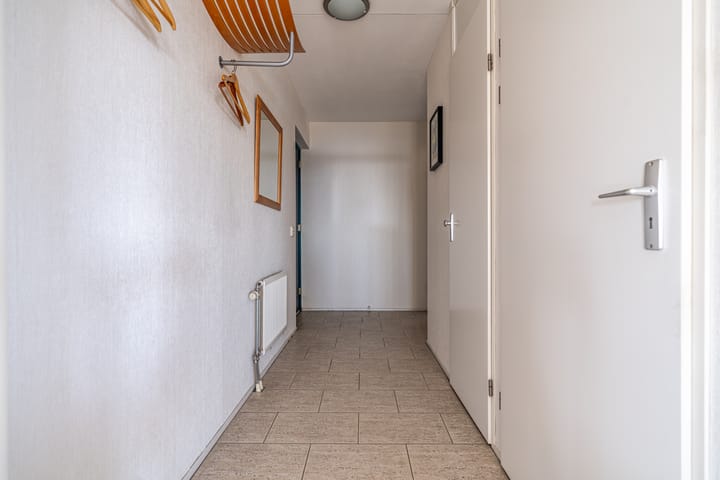 Foto 33 van Van Eesterenplein 274