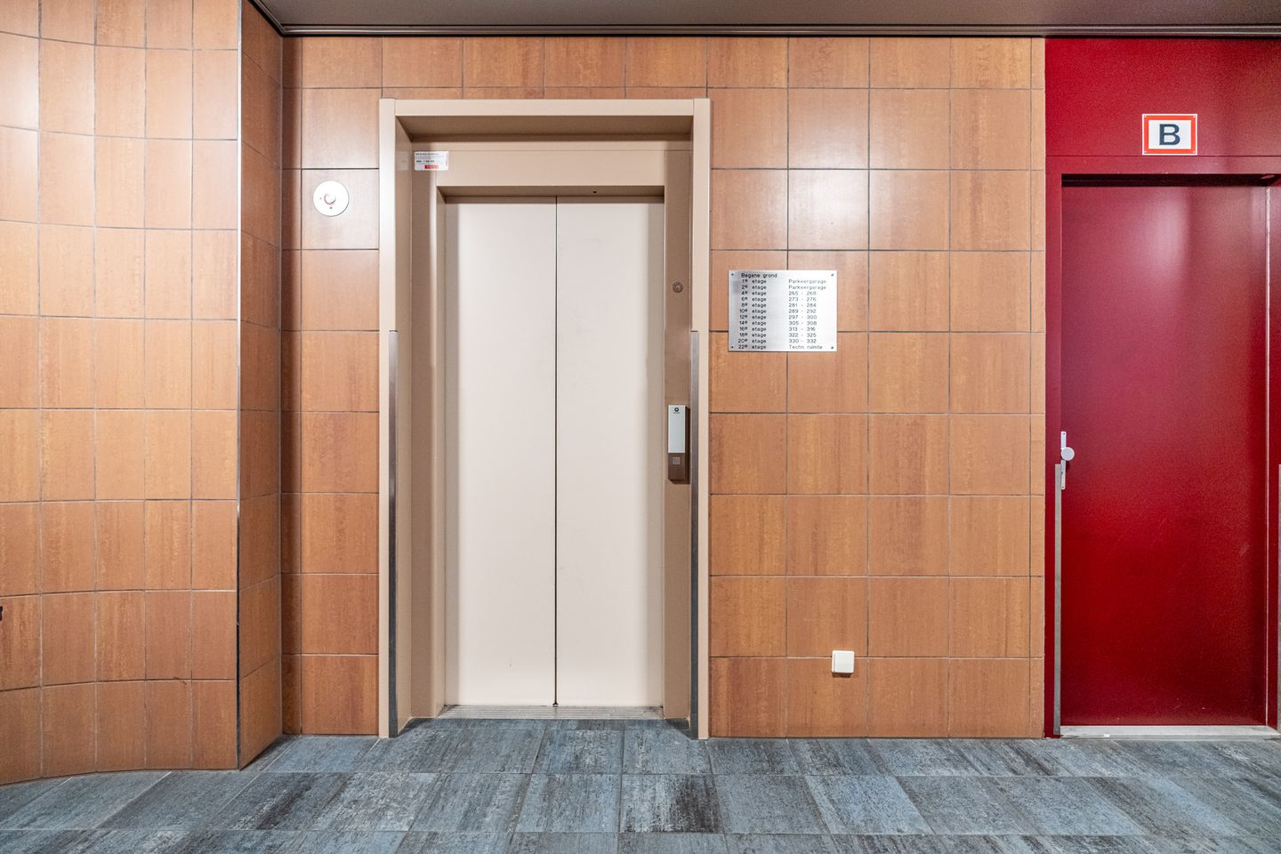 Foto 34 van Van Eesterenplein 274