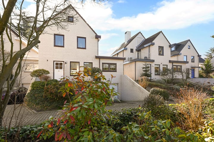 Foto 3 van Van Burenlaan 11-A