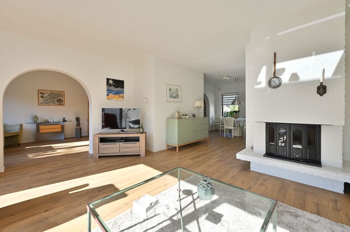 Foto 6 van Van Burenlaan 11-A