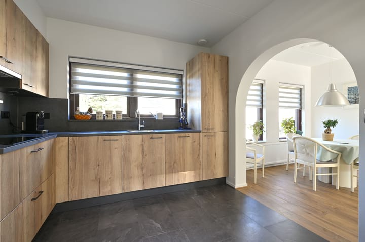 Foto 9 van Van Burenlaan 11-A