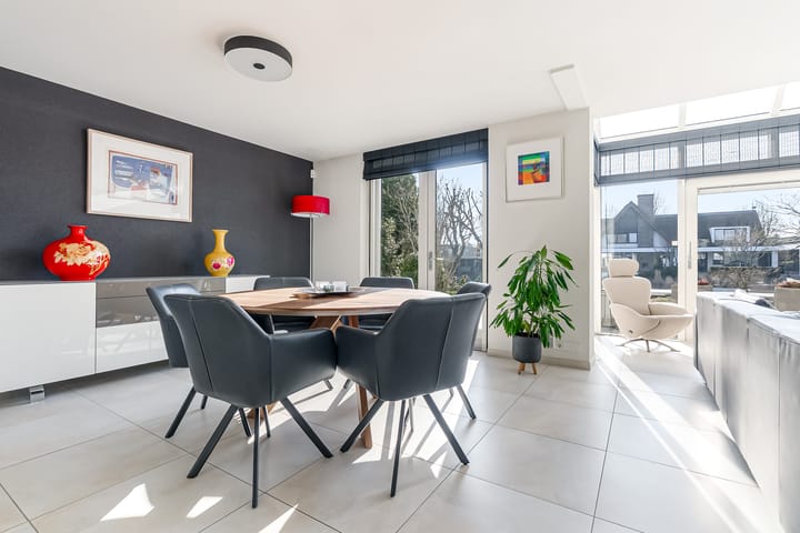 Foto 11 van Simone Signoretstraat 49