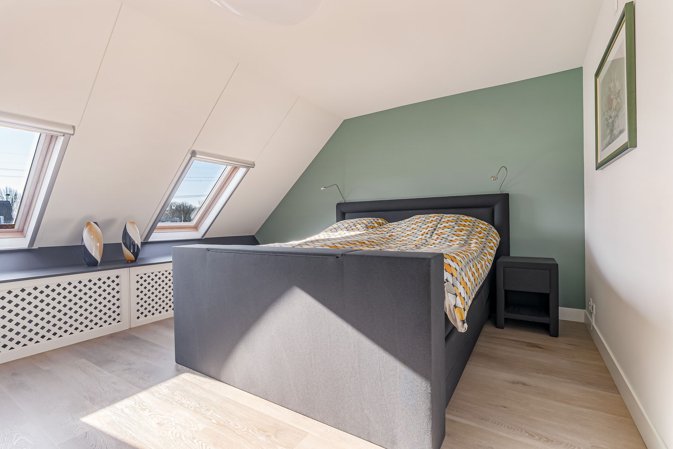 Foto 24 van Simone Signoretstraat 49