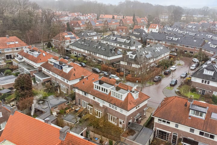 Foto 35 van Brederostraat 18