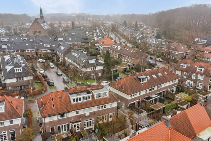 Foto 36 van Brederostraat 18