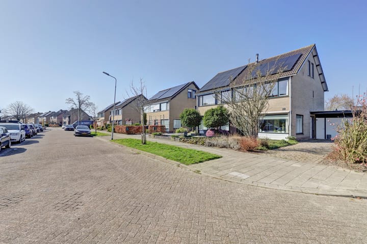 Foto 2 van Nieukerckestraat 137