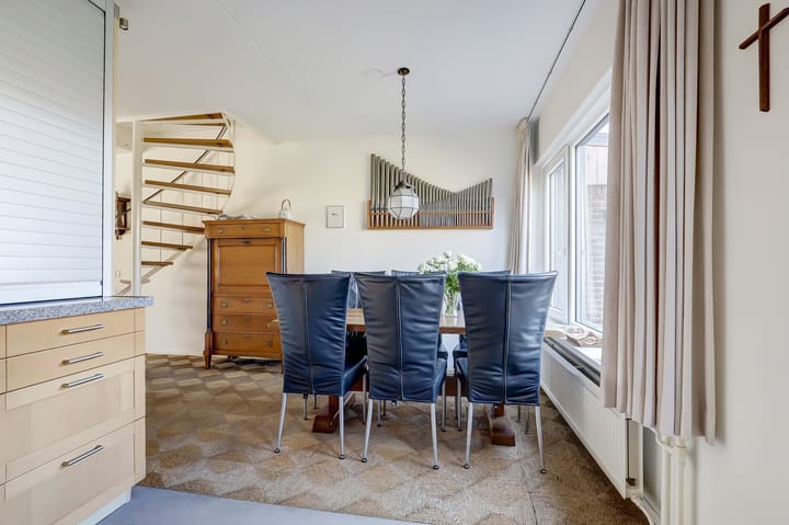 Foto 11 van Nieukerckestraat 137