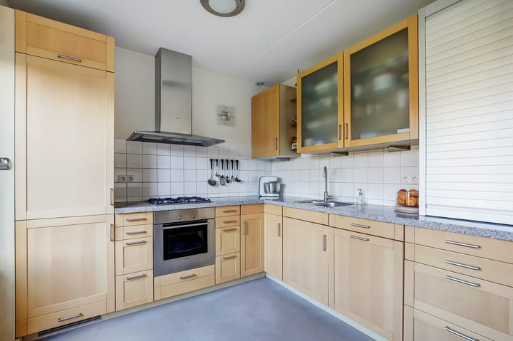 Foto 13 van Nieukerckestraat 137