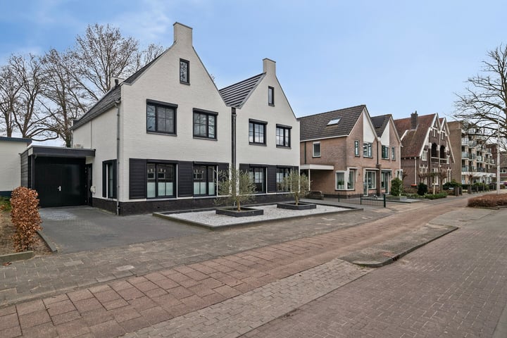 Grotestraat 58